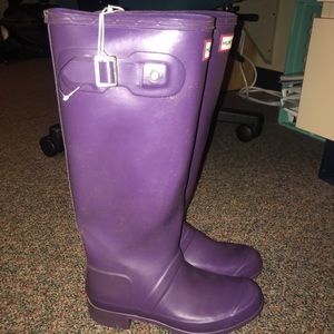 Size 6 Purple Hunter Boots